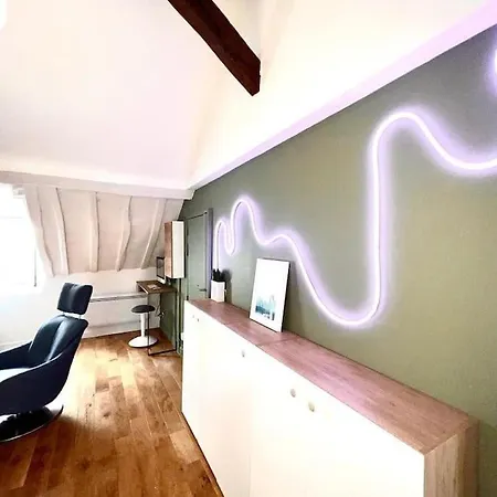 Apartment Lovely Flat 20min From Champs Elysee, 10min From Stade De France Saint-Denis (Seine-Saint-Denis)